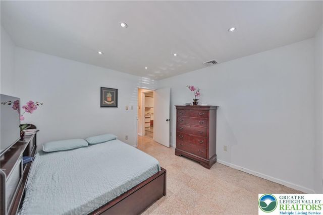 3115 Rick Road, North Whitehall Twp, PA 18078