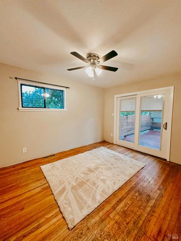 1124 Shetler Ave, Napa, CA 94559