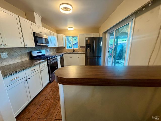 1124 Shetler Ave, Napa, CA 94559