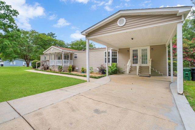 2168 Pineland Drive, Tallahassee, FL 32317