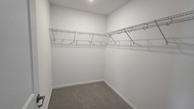 460 Hathaway Lane, Oswego, IL 60543