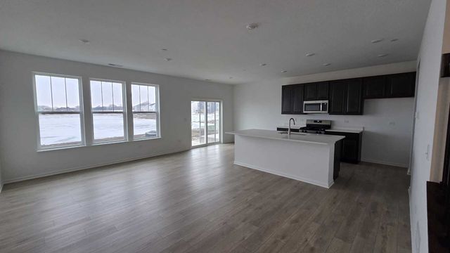 460 Hathaway Lane, Oswego, IL 60543