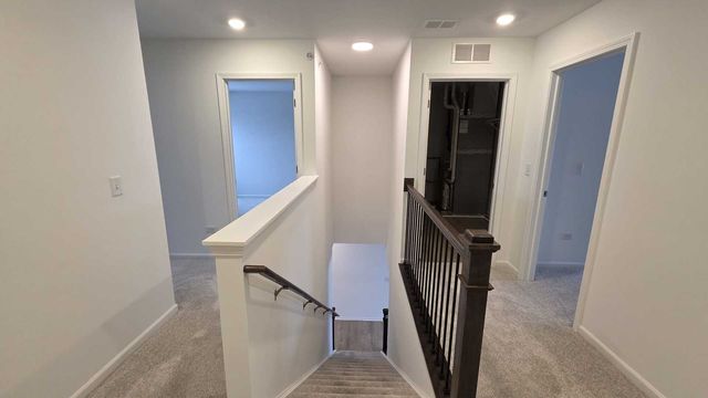 460 Hathaway Lane, Oswego, IL 60543