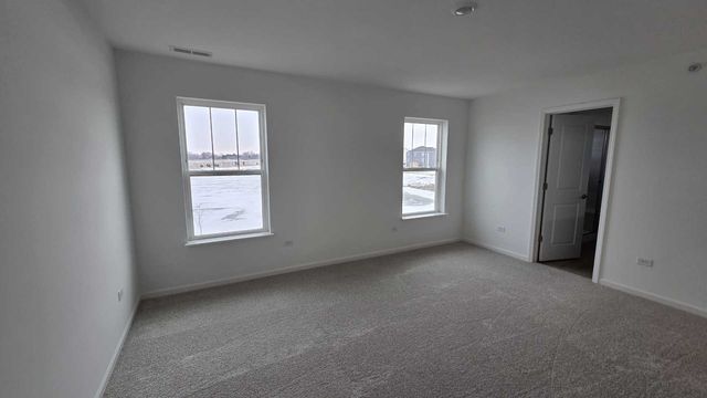 460 Hathaway Lane, Oswego, IL 60543