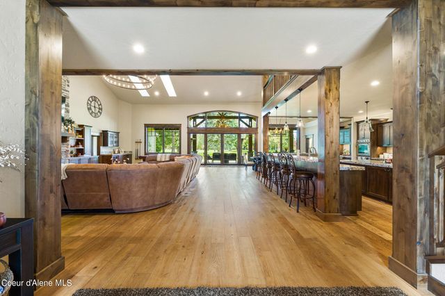 9741 Easy St, Hayden Lake, ID 83835