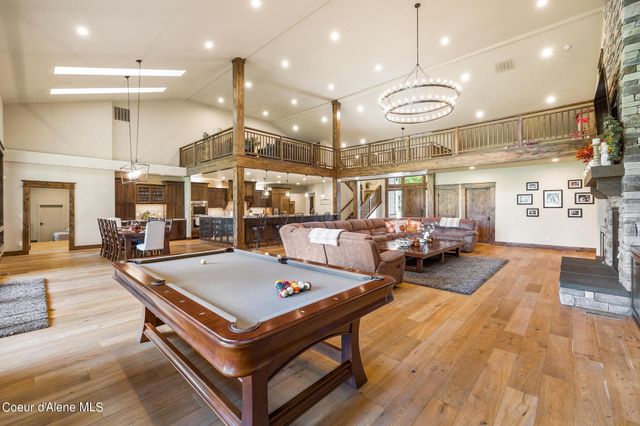 9741 Easy St, Hayden Lake, ID 83835