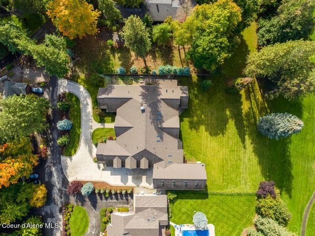 9741 Easy St, Hayden Lake, ID 83835