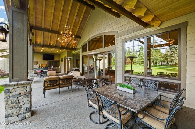 9741 Easy St, Hayden Lake, ID 83835