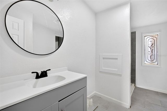 6766 NE 1ST PLACE, Ocala, FL 34470