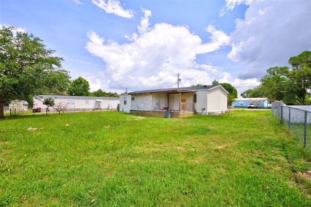 6766 NE 1ST PLACE, Ocala, FL 34470