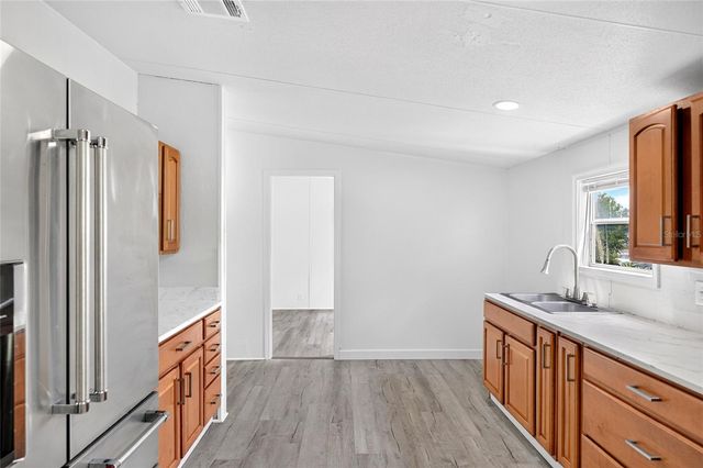 6766 NE 1ST PLACE, Ocala, FL 34470