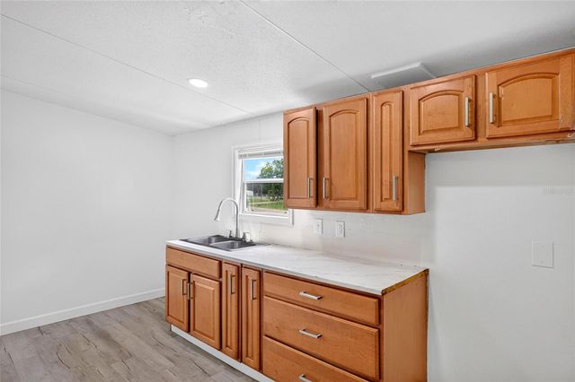 6766 NE 1ST PLACE, Ocala, FL 34470