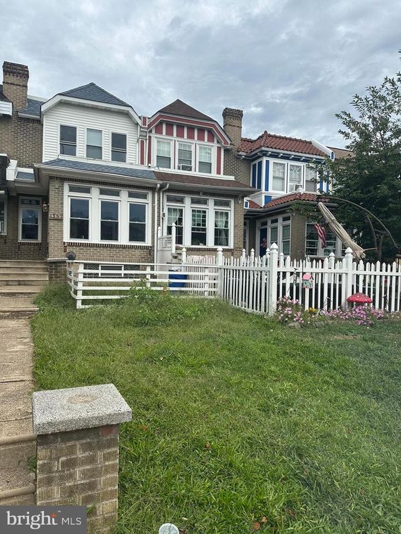 3557 OAKMONT ST, Philadelphia, PA 19136