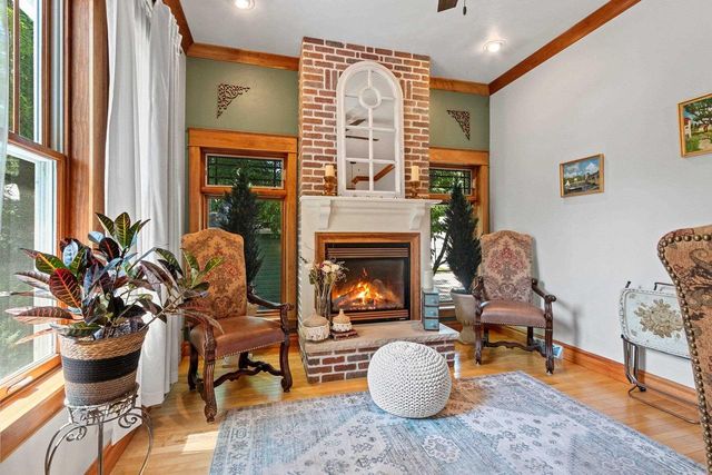 719 N MICHIGAN STREET, De Pere, WI 54115