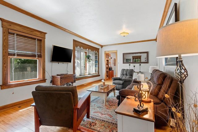 719 N MICHIGAN STREET, De Pere, WI 54115