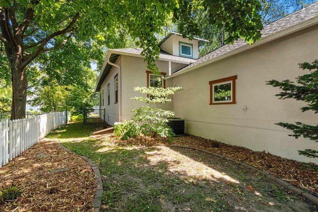 719 N MICHIGAN STREET, De Pere, WI 54115