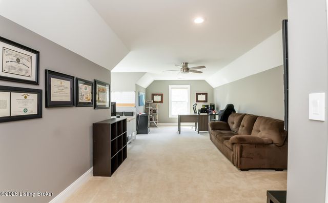 1201 Persimmon Ridge Dr, Louisville, KY 40245
