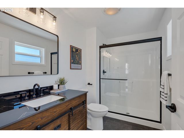 37835 19TH St, Manzanita, OR 97130