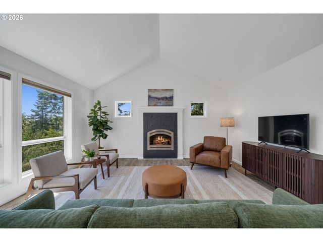 37835 19TH St, Manzanita, OR 97130