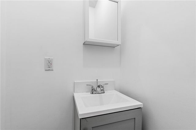 176 Reynolds Avenue, Providence, RI 02905