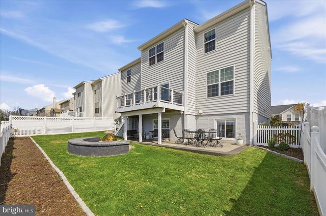 108 SHALLOW CREEK DR, Ranson, WV 25438