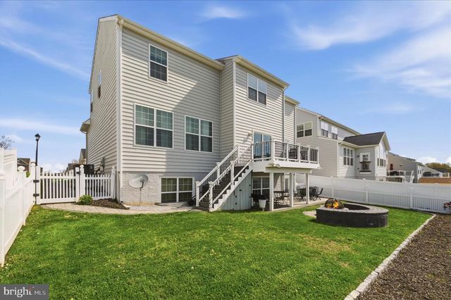 108 SHALLOW CREEK DR, Ranson, WV 25438