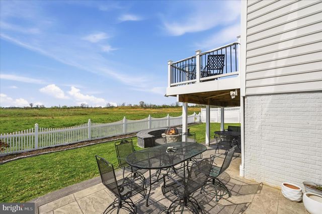108 SHALLOW CREEK DR, Ranson, WV 25438