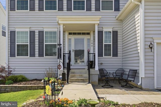 108 SHALLOW CREEK DR, Ranson, WV 25438
