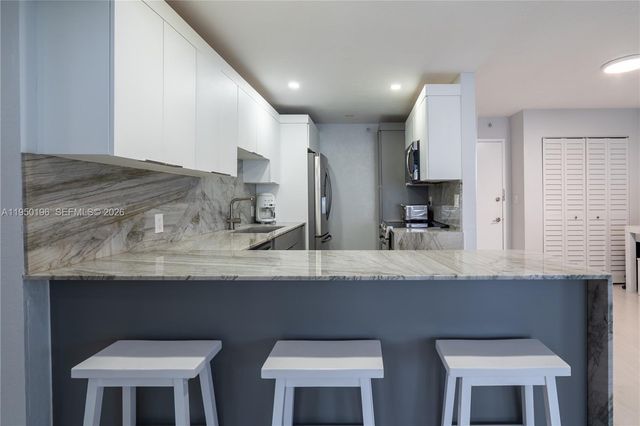 5701 Collins Ave 1417, Miami Beach, FL 33140