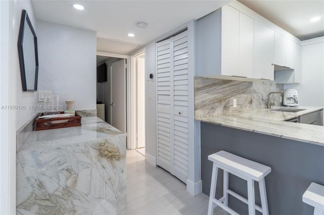 5701 Collins Ave 1417, Miami Beach, FL 33140