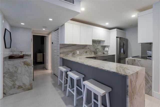 5701 Collins Ave 1417, Miami Beach, FL 33140