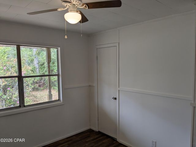 1972 Lockey Avenue, Sneads, FL 32460