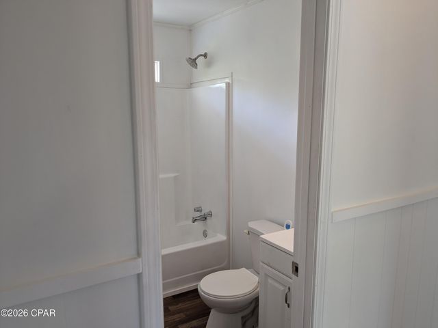 1972 Lockey Avenue, Sneads, FL 32460