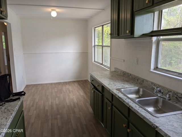 1972 Lockey Avenue, Sneads, FL 32460