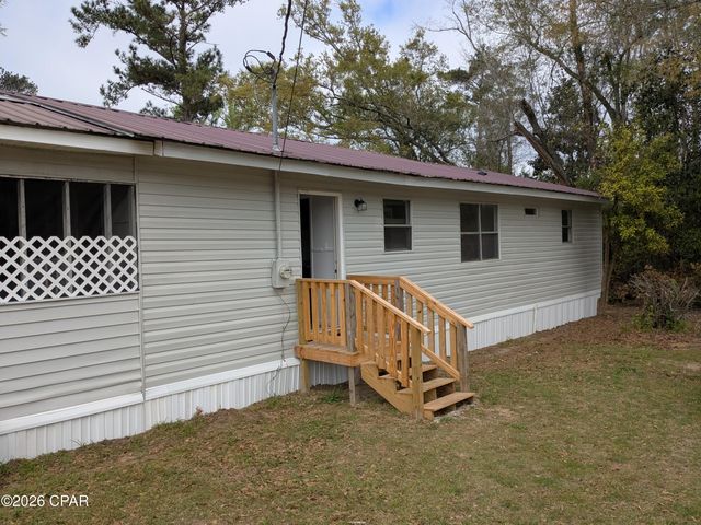 1972 Lockey Avenue, Sneads, FL 32460