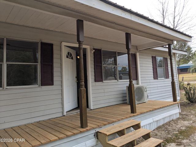 1972 Lockey Avenue, Sneads, FL 32460