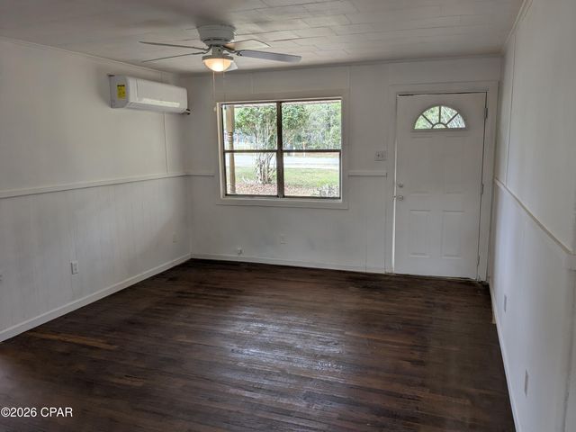 1972 Lockey Avenue, Sneads, FL 32460