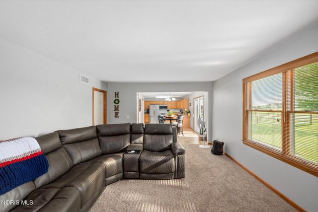 6065 Thomasville Court, Sylvania, OH 43560