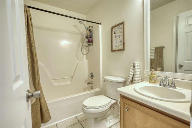 911 Parkplace, Loganville, GA 30052