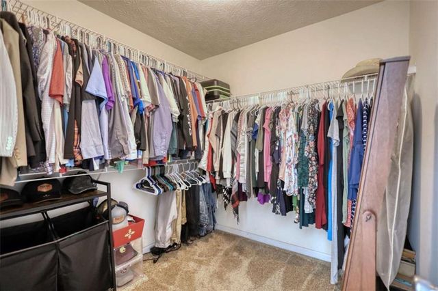 911 Parkplace, Loganville, GA 30052