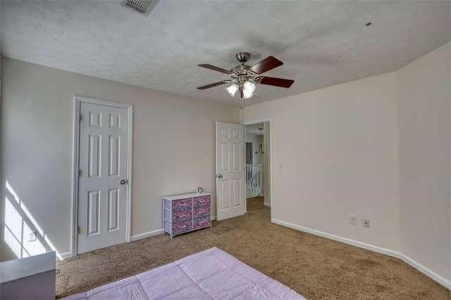 911 Parkplace, Loganville, GA 30052