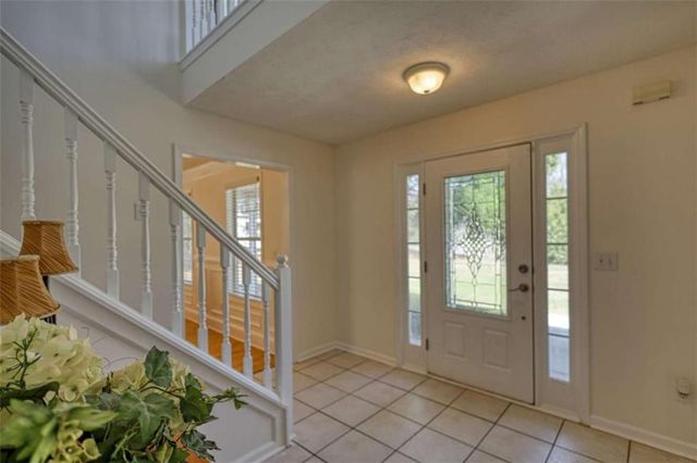 911 Parkplace, Loganville, GA 30052