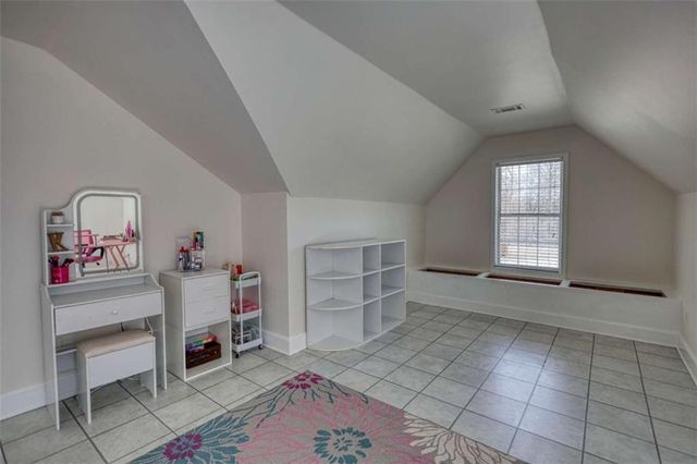 911 Parkplace, Loganville, GA 30052