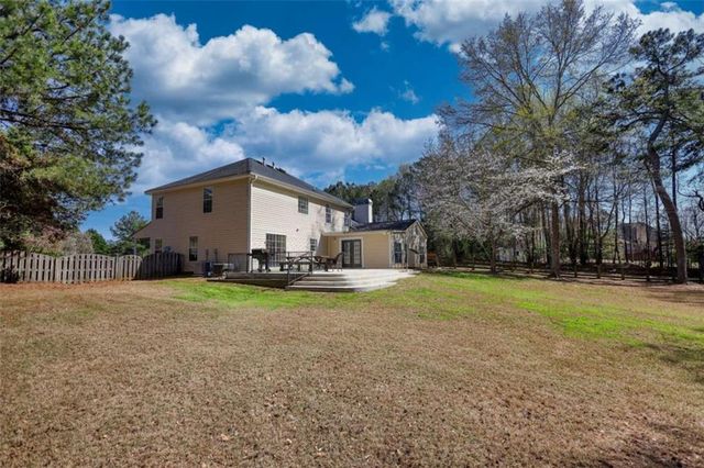 911 Parkplace, Loganville, GA 30052