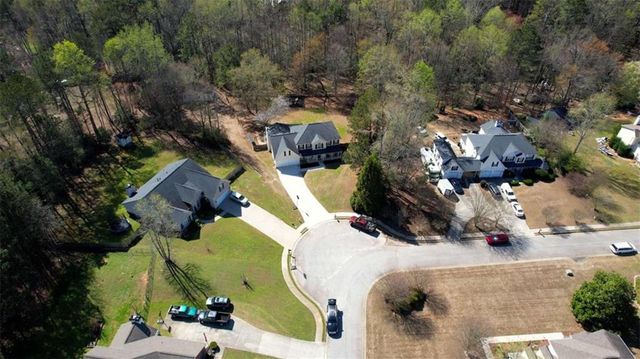 911 Parkplace, Loganville, GA 30052