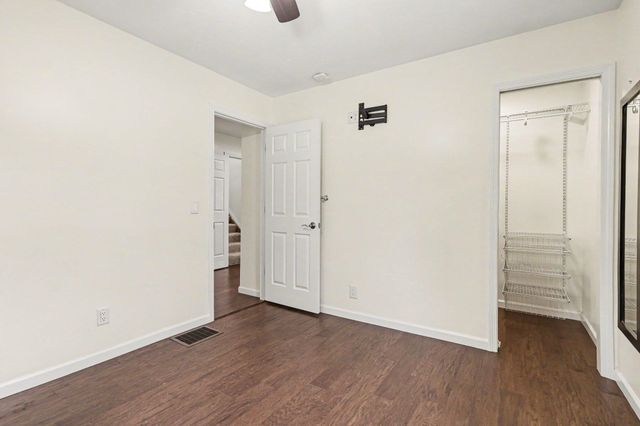54218 N Ironwood Road, South Bend, IN 46635