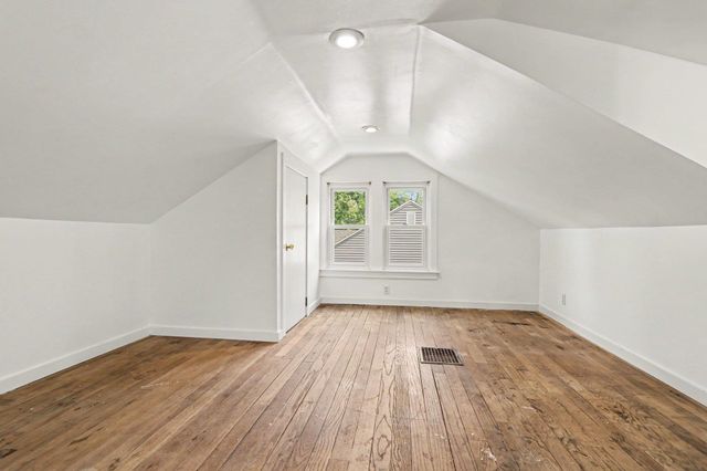 54218 N Ironwood Road, South Bend, IN 46635