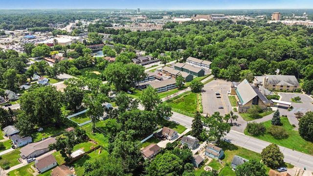54218 N Ironwood Road, South Bend, IN 46635