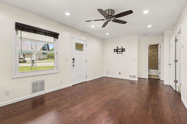 54218 N Ironwood Road, South Bend, IN 46635