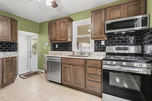 54218 N Ironwood Road, South Bend, IN 46635